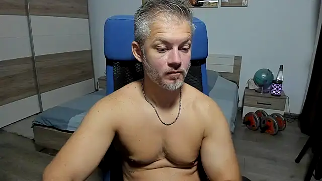 RobbyShawz: вебкам-шоу