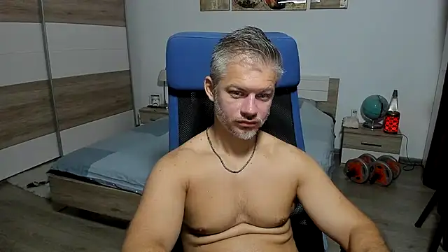 RobbyShawz's Live XXX Chat