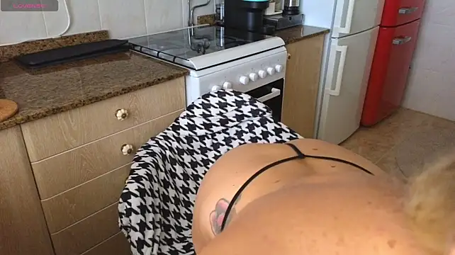 Lunamix Live XXX-Chat