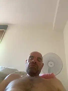slim1976006 Show in webcam