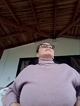 XXX chat uživo modela MariaPau_83