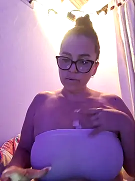 MariaPau_83's Live XXX Chat