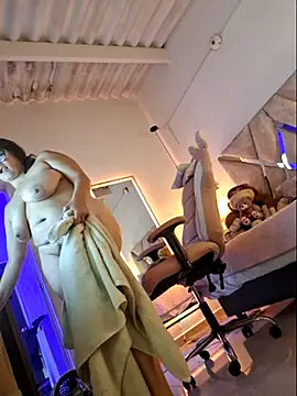 Chatroom XXX en direct de MariaPau_83