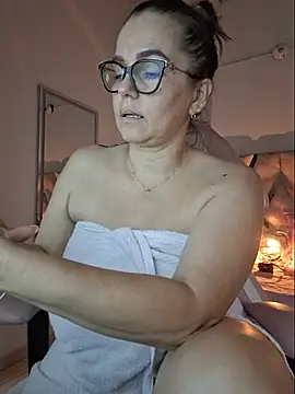MariaPau_83's Live XXX Chat