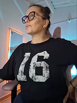 Czat XXX na żywo – MariaPau_83