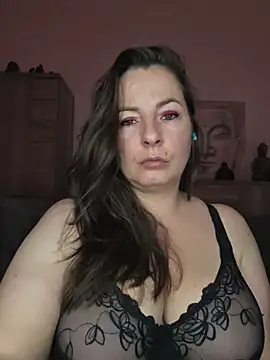 cristalines Adlı Modelin Canlı XXX Sohbeti