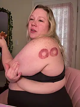 PiggyRose's Webcam Show