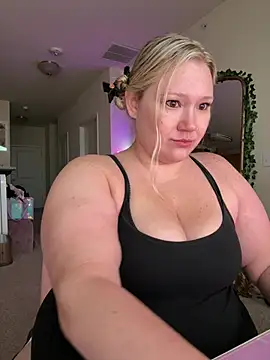 PiggyRose – Live XXX-chat