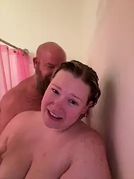PiggyRose Show in webcam
