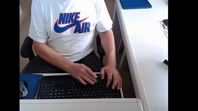 Show modela dutchpornking na web-kameri