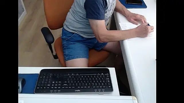 dutchpornking: διαδικτυακό σόου στην κάμερα