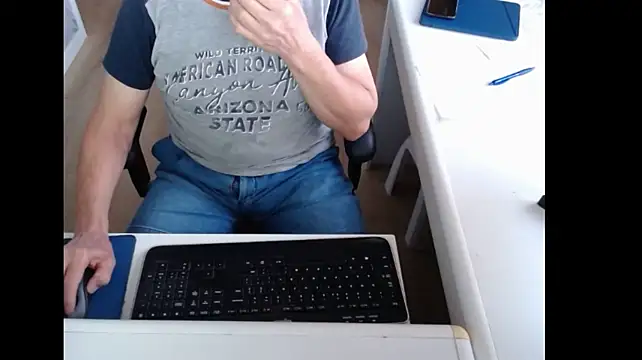 Show de dutchpornking na webcam