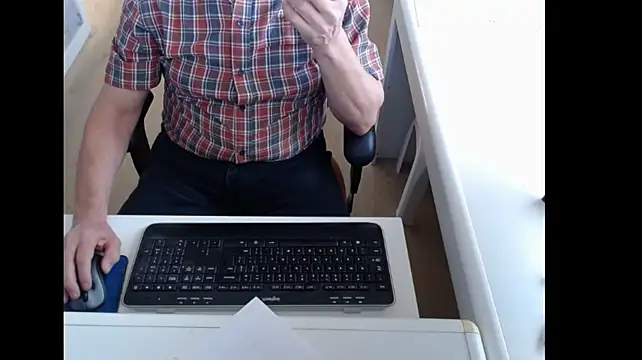 הופעת וובקאם של dutchpornking