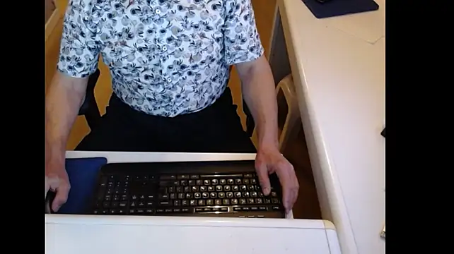 dutchpornking webcam show