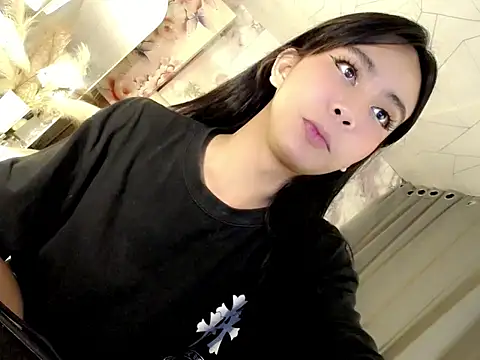 Little_SlutNica 웹캠 쇼
