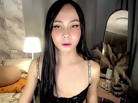 KittyLittleCute_Nica's Webcam Show