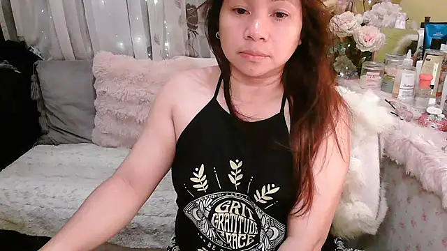 OhmyPinay লাইভ XXX চ্যাট