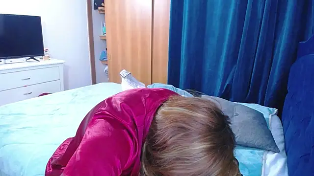 XXX chat uživo modela mondirty70