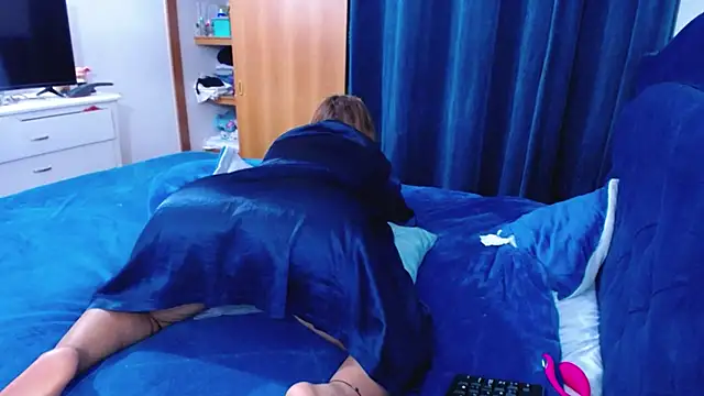 XXX chat uživo modela mondirty70