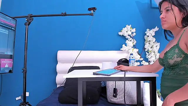 letty_straus 라이브 XXX 채팅