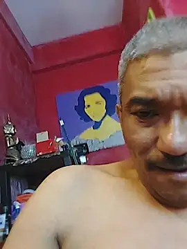 UncleHusz 在線直播表演