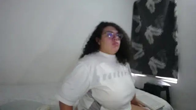 Živá chatovací místnost mabigomez00