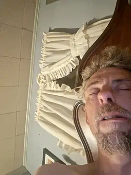 19JaSon83 Show in webcam