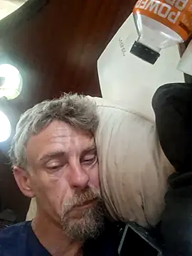 19JaSon83 live XXX chat