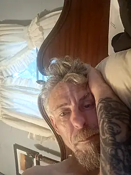 19JaSon83's Webcam Show