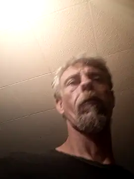 19JaSon83's Webcam Show