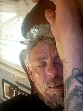 19JaSon83's Webcam Show