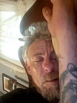 19JaSon83 Show in webcam