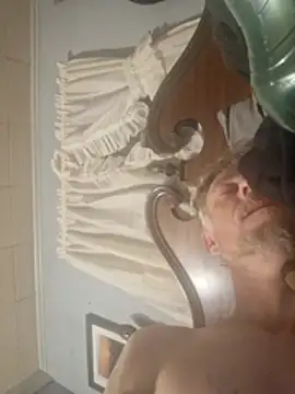 19JaSon83 Show in webcam