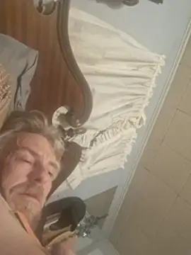 Živý XXX chat 19JaSon83