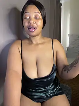 cherrybabe76 – Naživo XXX chat