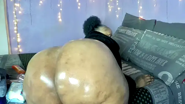 wilmaassylum's Webcam Show