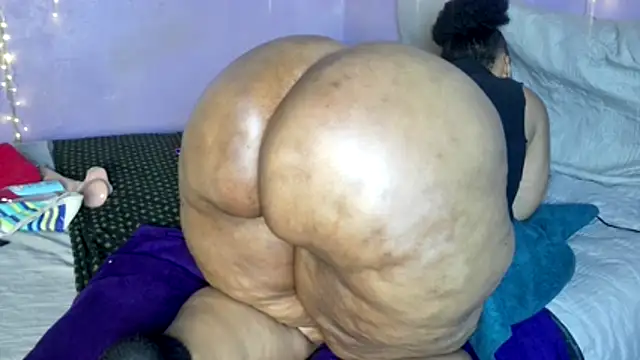 wilmaassylum's Webcam Show