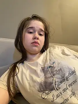 HornyGirlH's Webcam Show