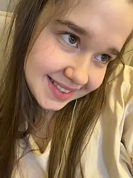 HornyGirlH: вебкам-шоу