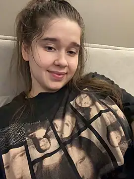 HornyGirlH 웹캠 쇼