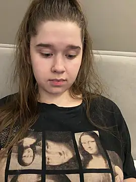 Webkamerová show HornyGirlH