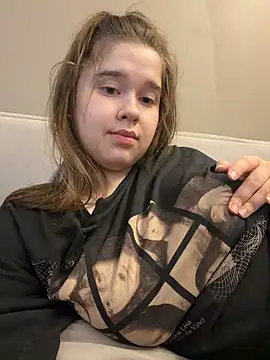 HornyGirlH – Kamerová šou