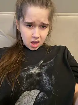 HornyGirlHn Webbikameraesitys