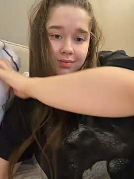 HornyGirlH 웹캠 쇼