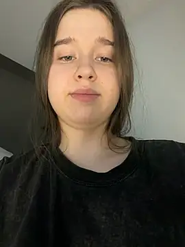 HornyGirlH Webcam-Show