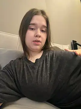 عرض كام HornyGirlH