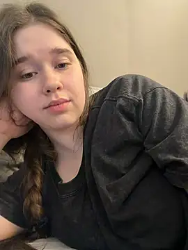 HornyGirlH's Webcam Show