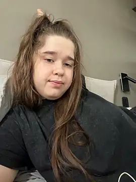 HornyGirlH's Webcam Show
