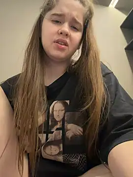HornyGirlH 在線直播表演