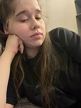 عرض كام HornyGirlH